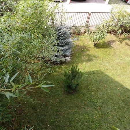 公寓 Mandarin Wellness *